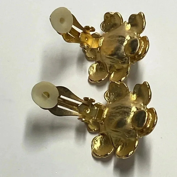 GOLD FAUX PEARL, RHINESTONE CLIP EARRINGS - Picture 9 of 11